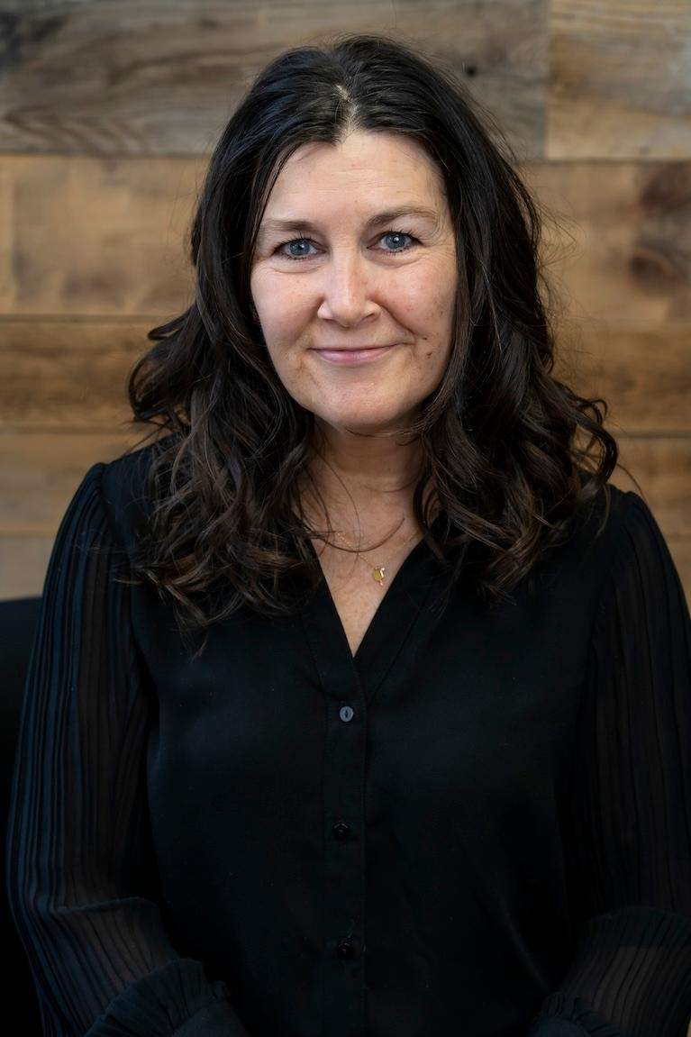 amy administrative professional | dentist 55044